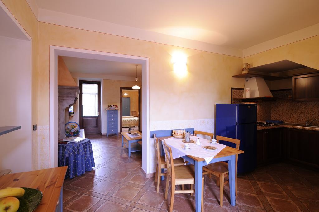 Agriturismo Gian Galeazzo Visconti Guest House Valeggio sul Mincio Phòng bức ảnh
