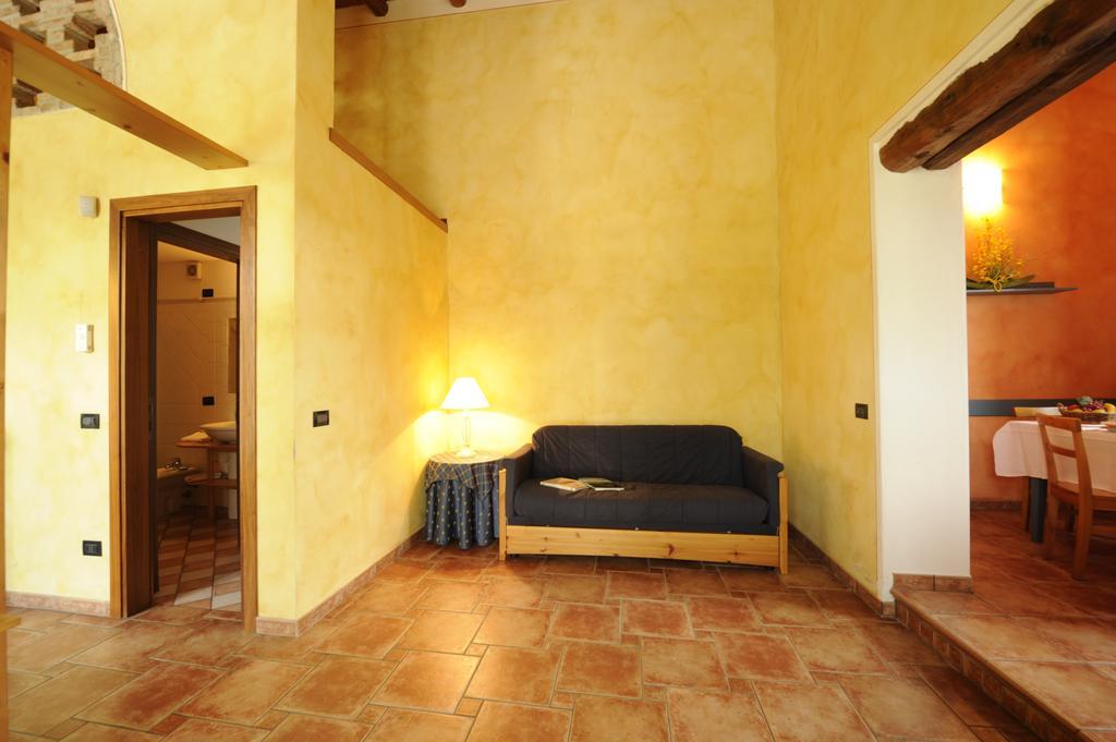 Agriturismo Gian Galeazzo Visconti Guest House Valeggio sul Mincio Phòng bức ảnh