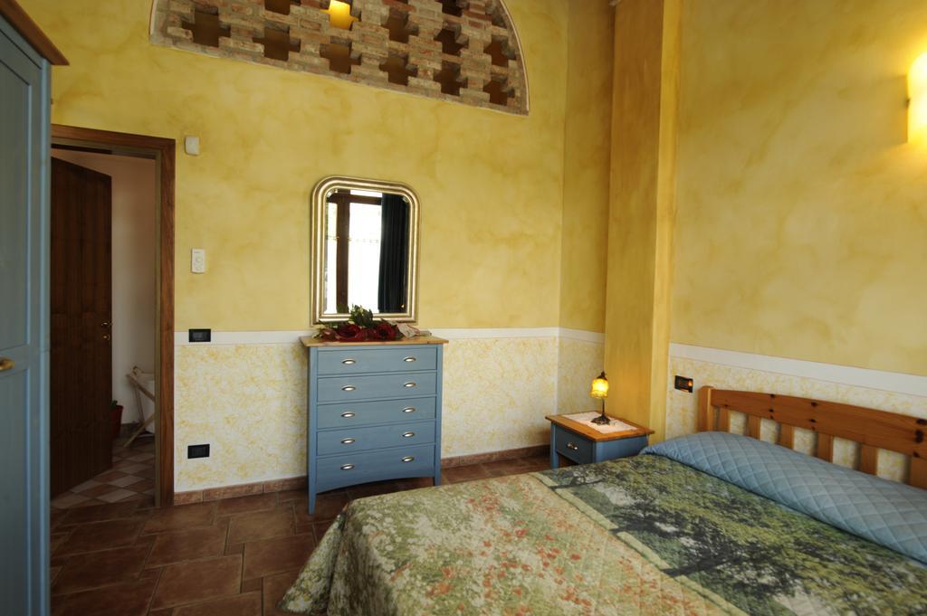 Agriturismo Gian Galeazzo Visconti Guest House Valeggio sul Mincio Phòng bức ảnh